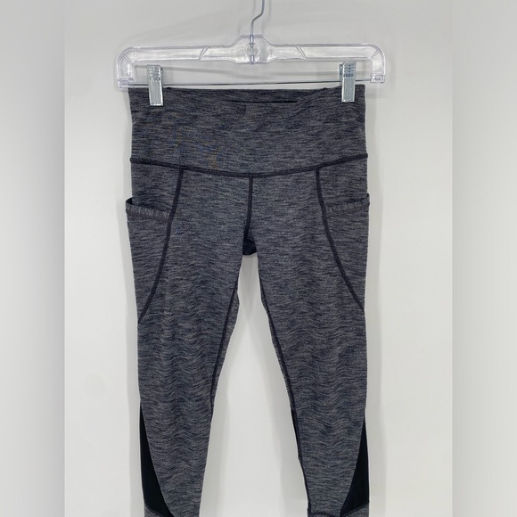 Athleta Capri Leggings with Pockets Size XSP - Picture 2 of 8